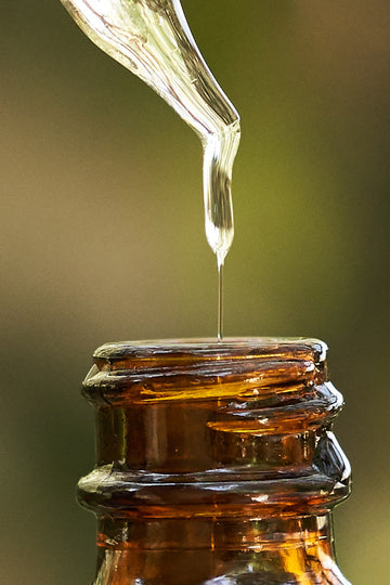 Clarifying Serum with Vitamins E, C, and K