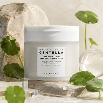 SKIN1004 Madagascar Centella Tone Brightening Dark Spot Ampoule Pad 60 almohadillas