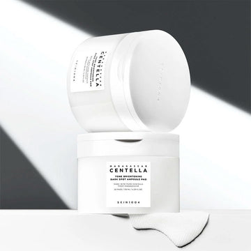 SKIN1004 Madagascar Centella Tone Brightening Dark Spot Ampoule Pad 60pads-4